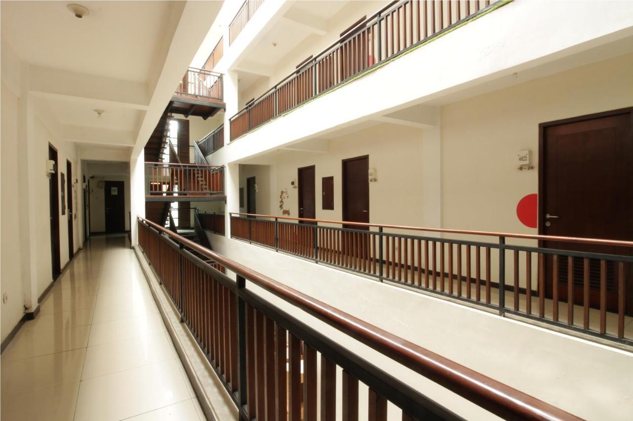 Dago'S Hill Hotel Bandung Exterior photo